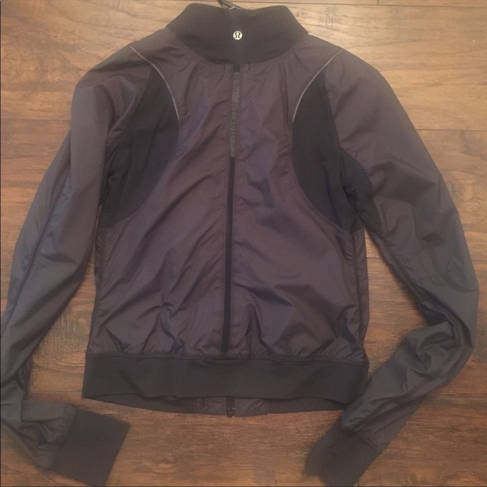 Lululemon Jacket. NWOT.